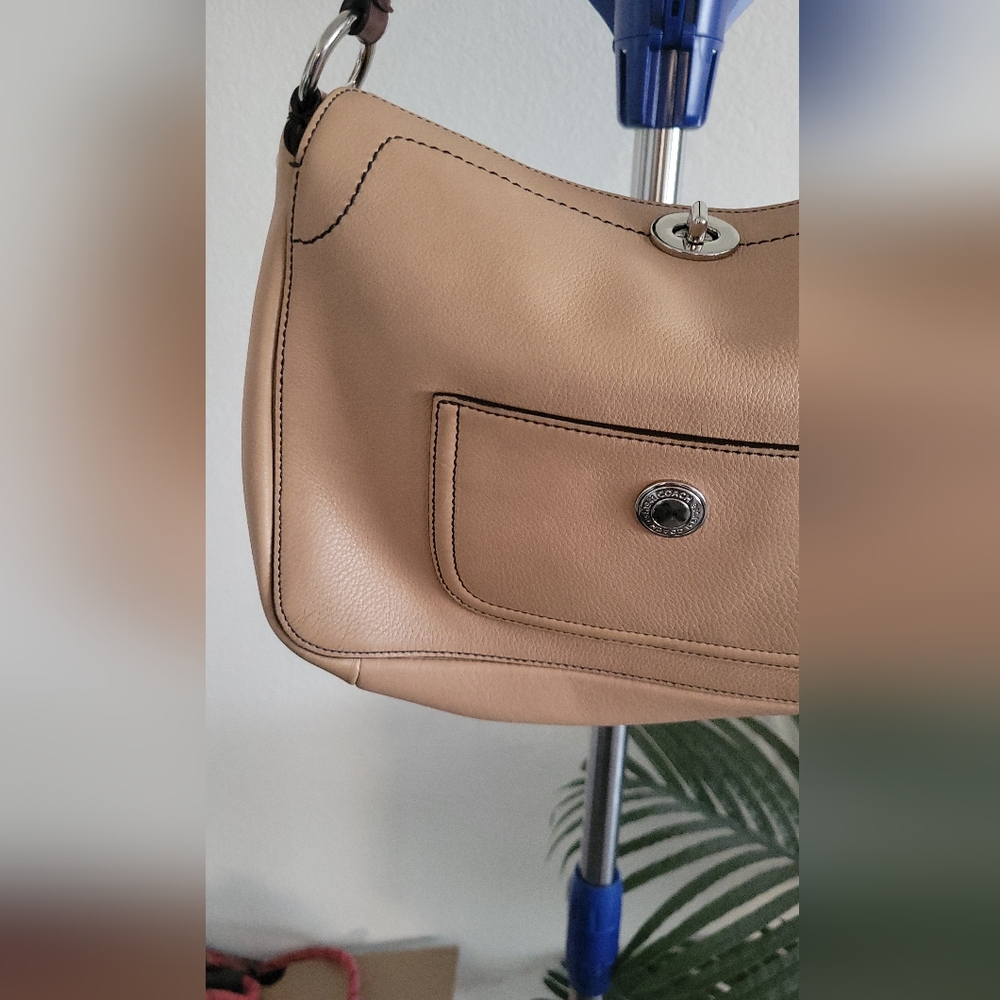 Vintage Coach Chelsea Shoulder Bag Pebbled Leather - Picture 10 of 16